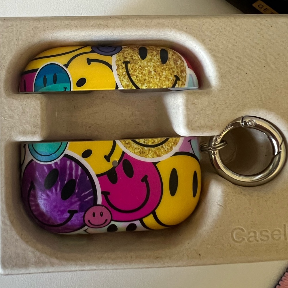 casely smiley AirPods pro 2 case